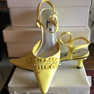 Lemon yellow sling backs